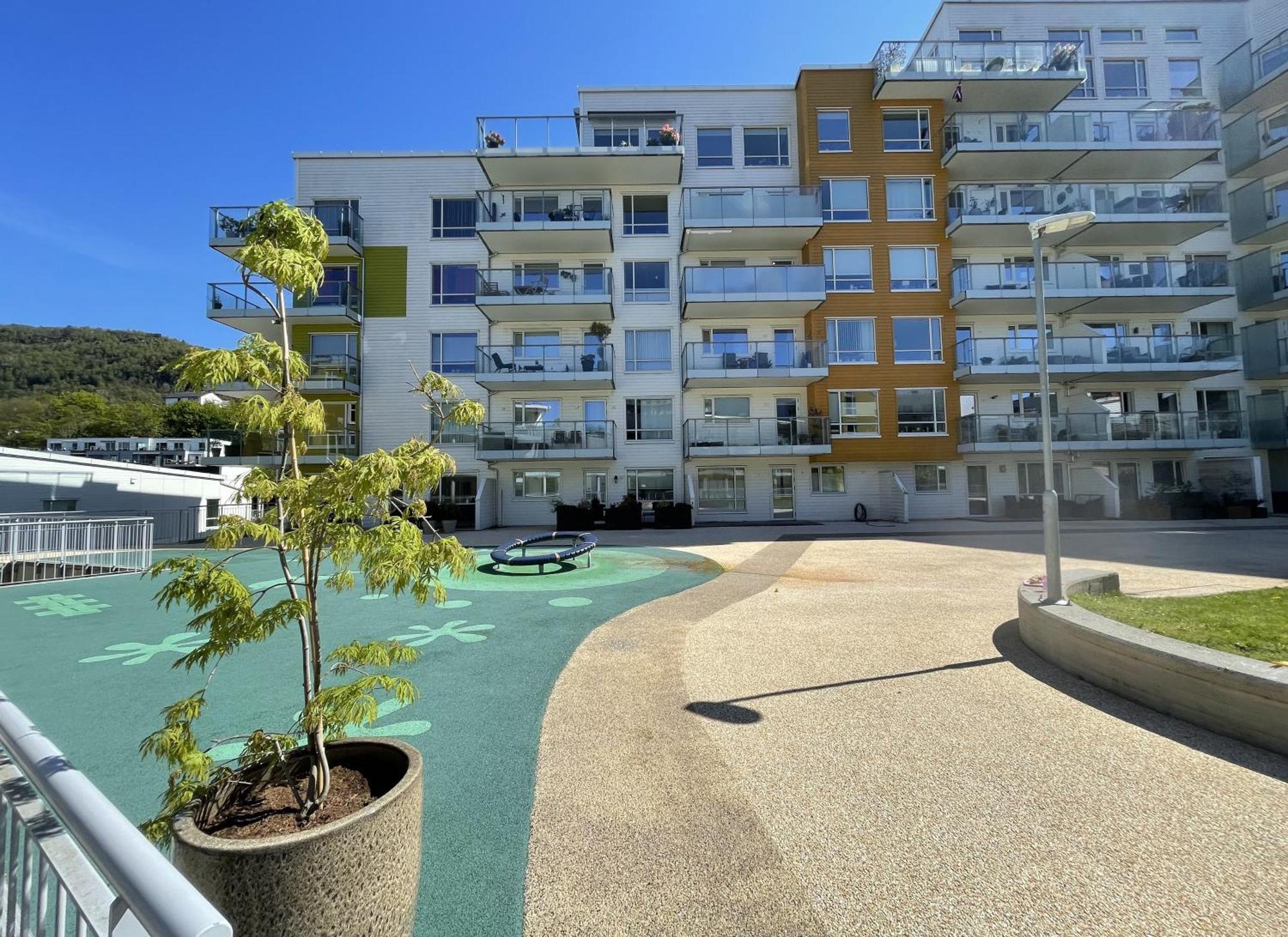 3 Sleeping Rooms For 82M2 Which Direct Traffic To Airport And City Center Bergen Eksteriør billede
